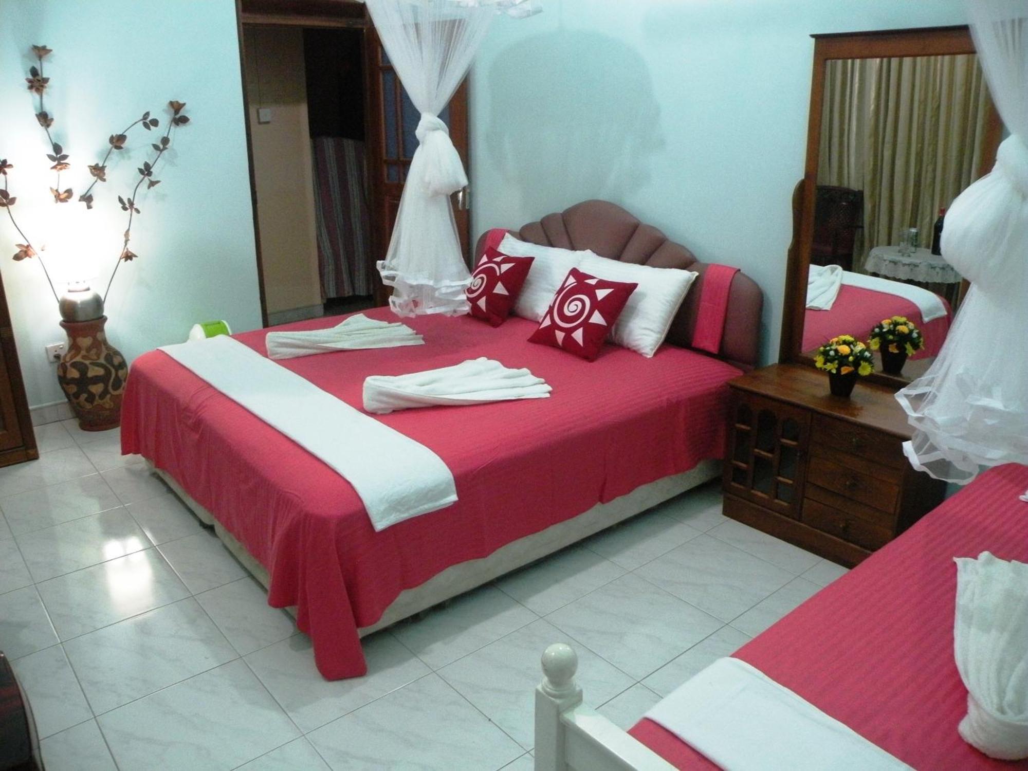 Henderson Airport Residence Negombo Pokoj fotografie