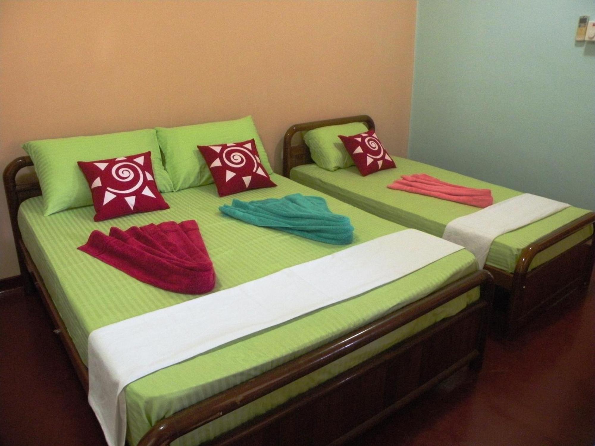 Henderson Airport Residence Negombo Pokoj fotografie