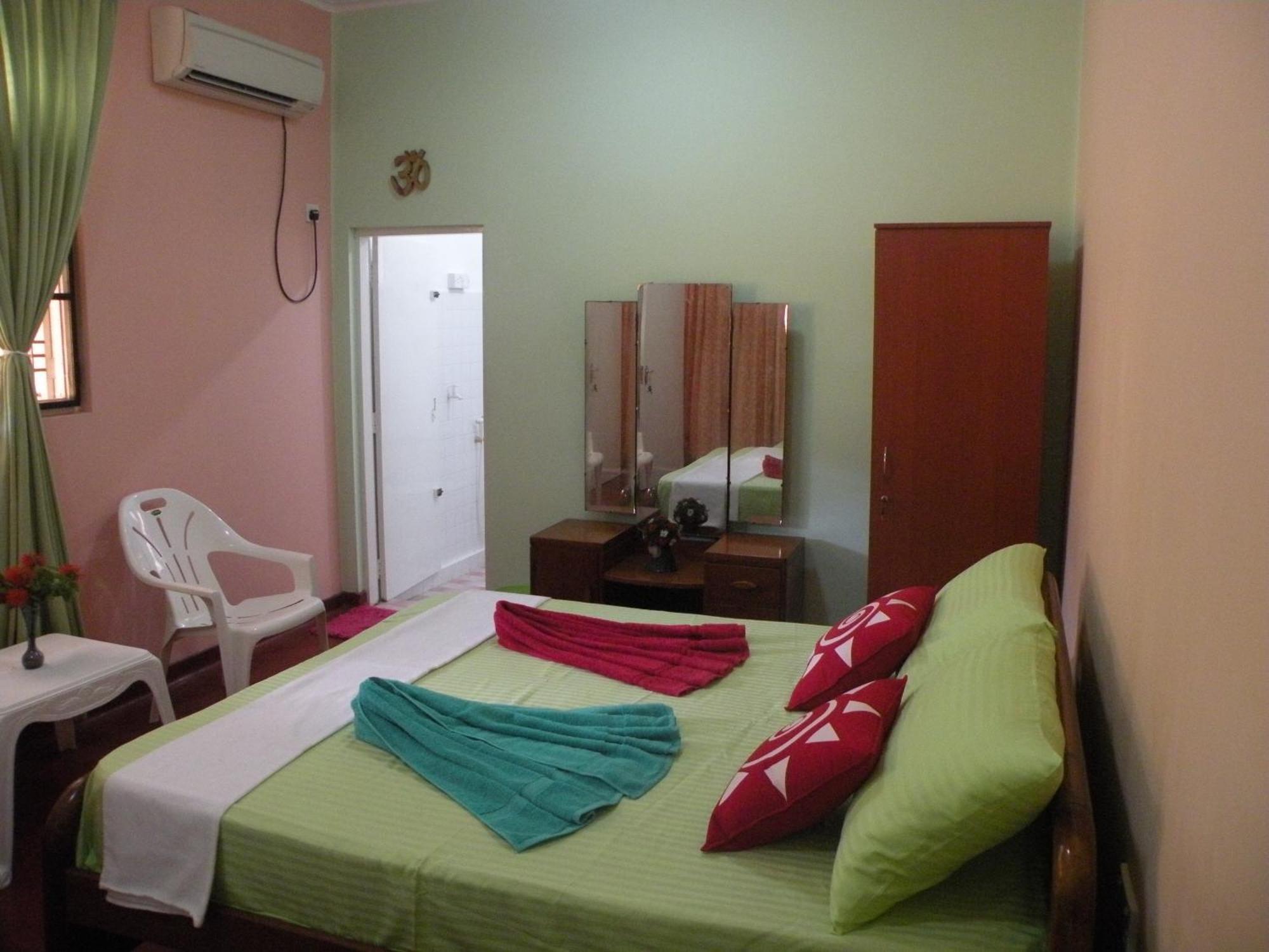 Henderson Airport Residence Negombo Pokoj fotografie