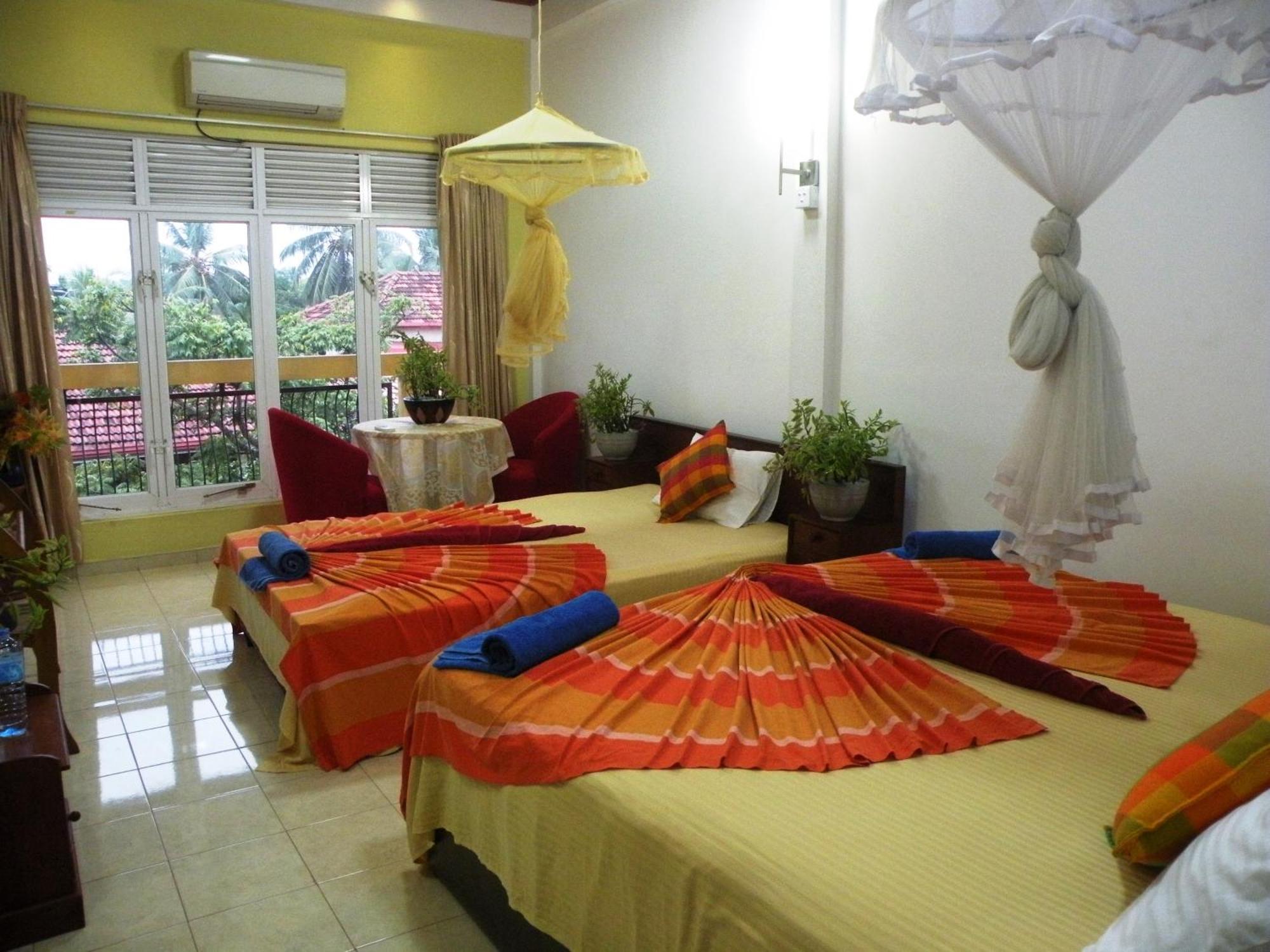 Henderson Airport Residence Negombo Pokoj fotografie