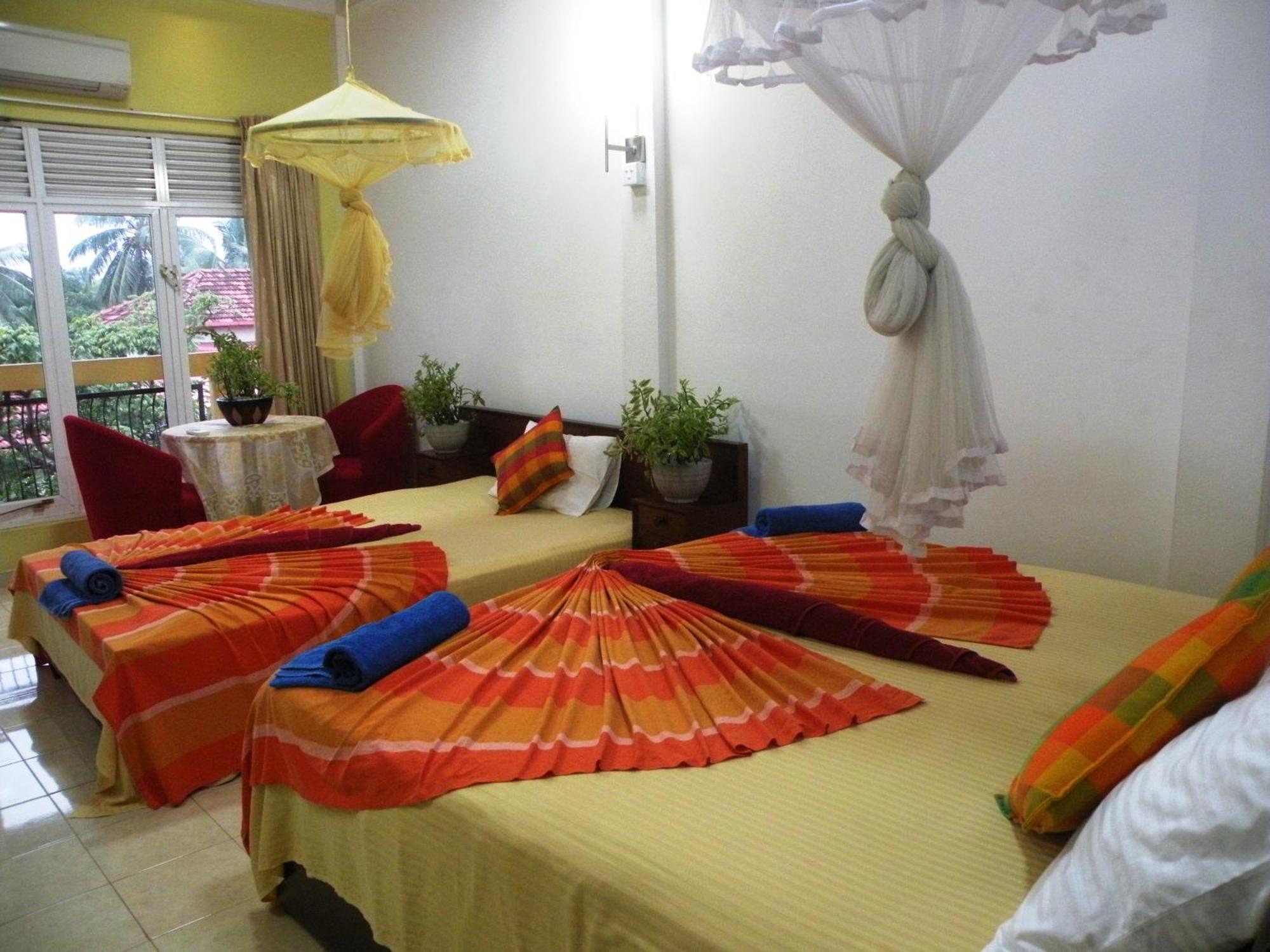 Henderson Airport Residence Negombo Pokoj fotografie